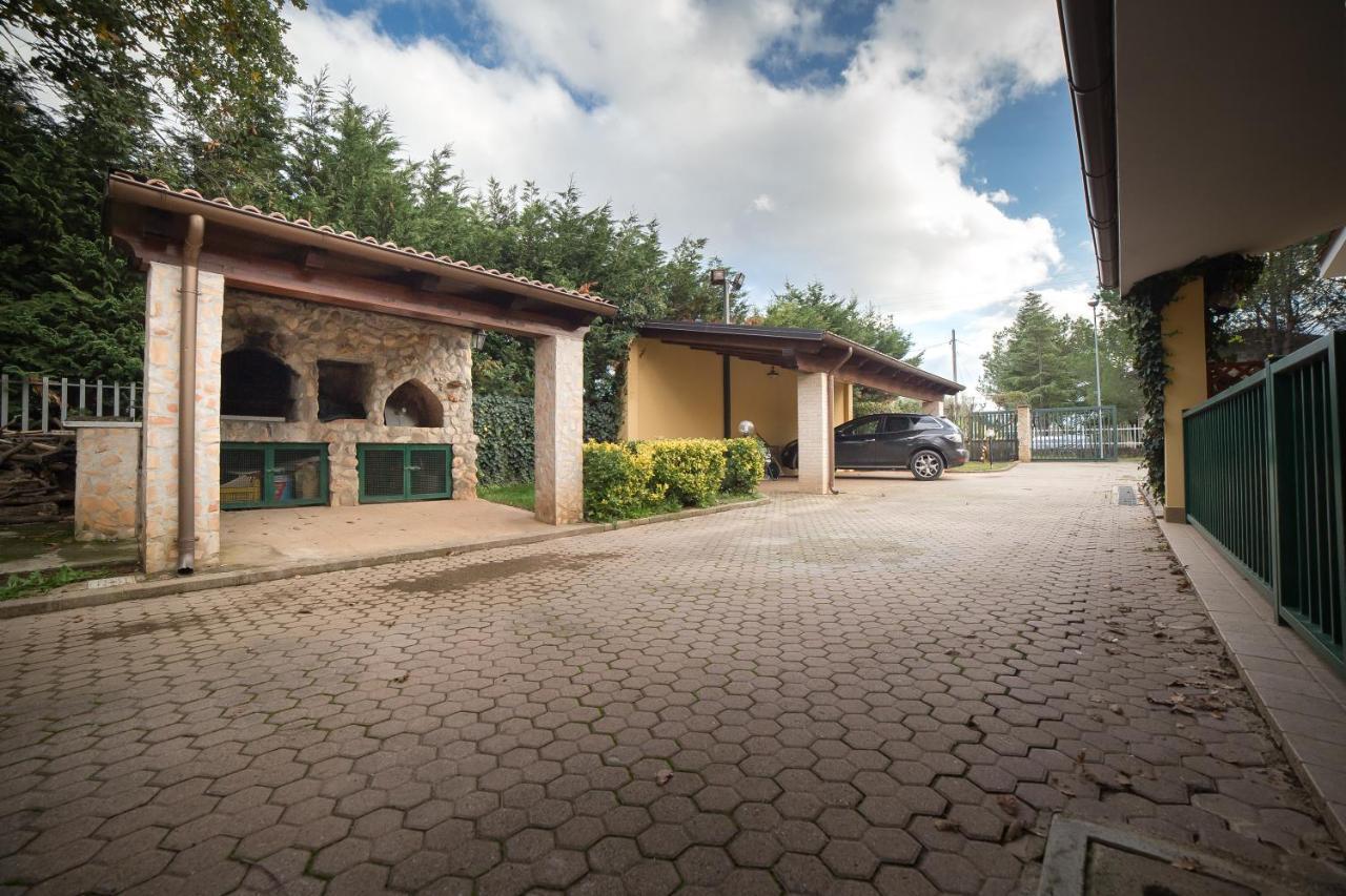 Villa Gloria カストロヴィッラリ エクステリア 写真