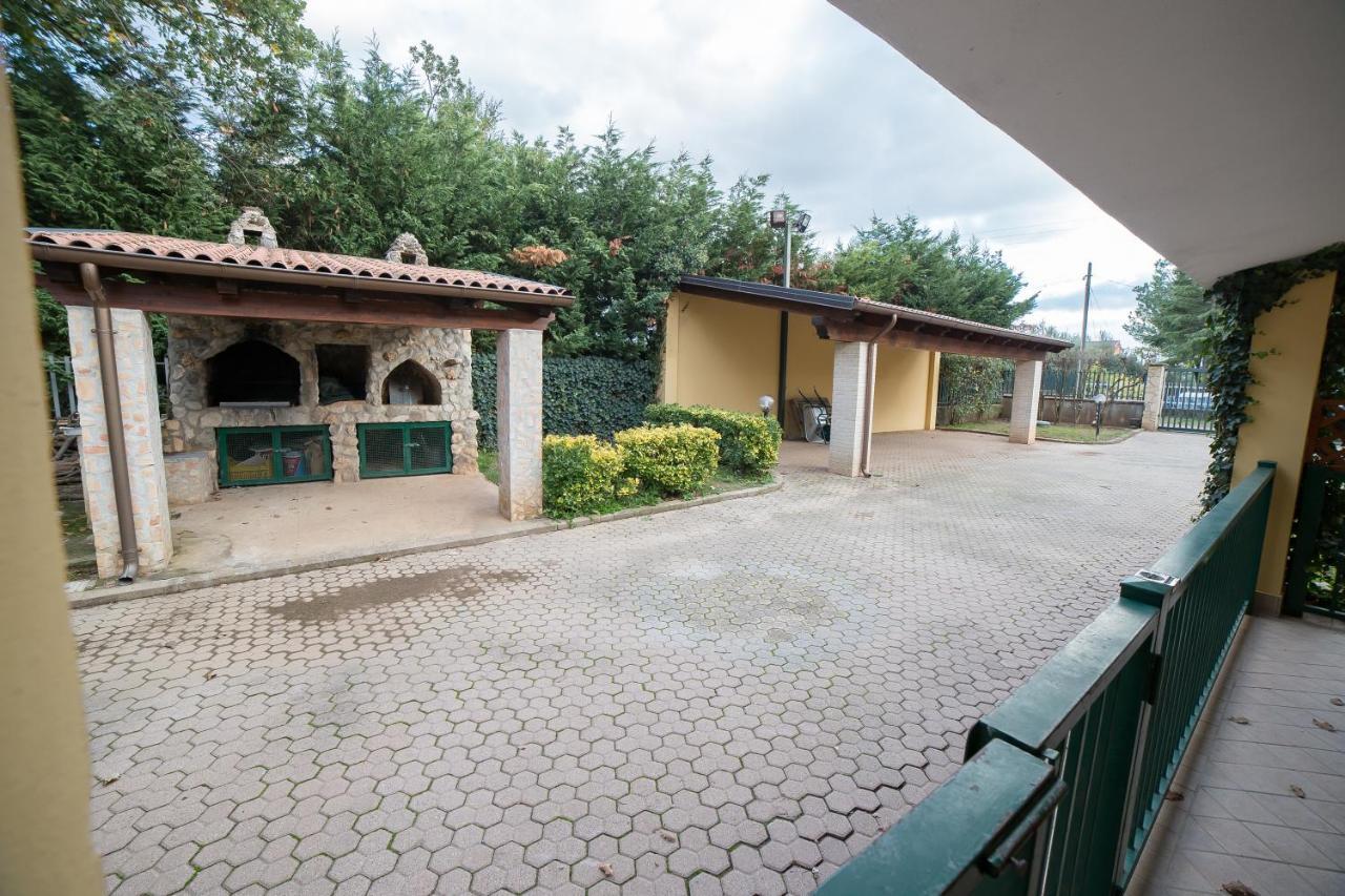 Villa Gloria カストロヴィッラリ エクステリア 写真